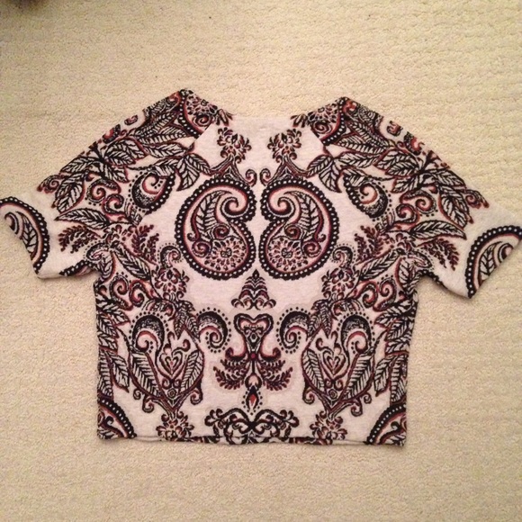 Boho cropped free people short sleeve sweater - Picture 2 of 5